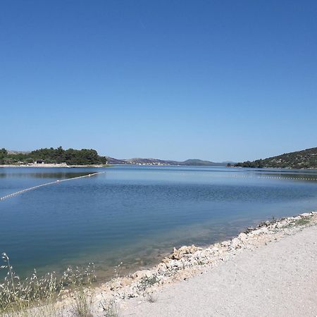 Ferienhaus Am Wasser - Kuca Rio - Iberische Finca In Dalmatien Bilice Luaran gambar