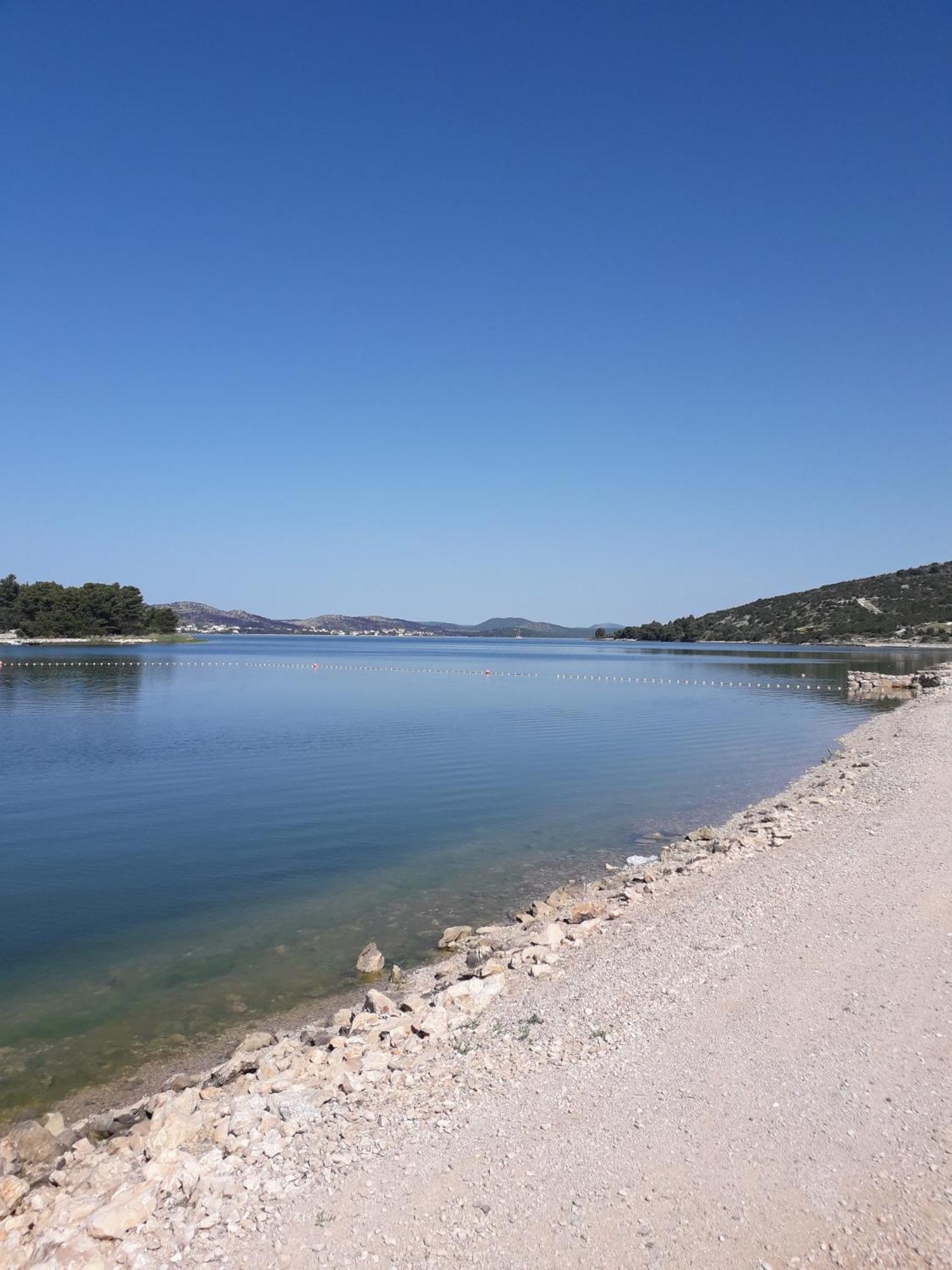 Ferienhaus Am Wasser - Kuca Rio - Iberische Finca In Dalmatien Bilice Luaran gambar